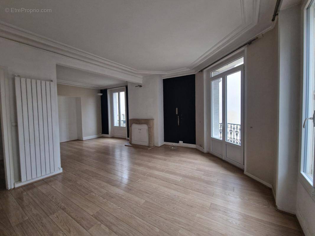 Appartement à LAGNY-SUR-MARNE