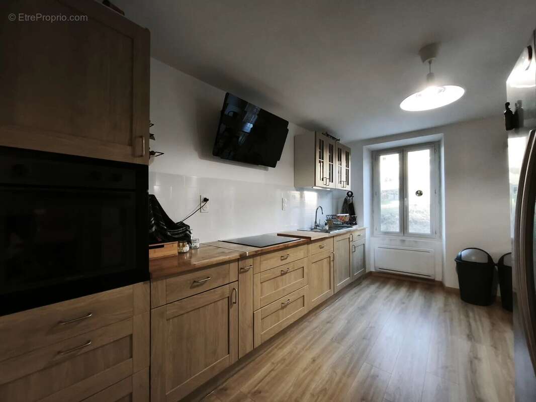 Maison à PONT-DE-SALARS