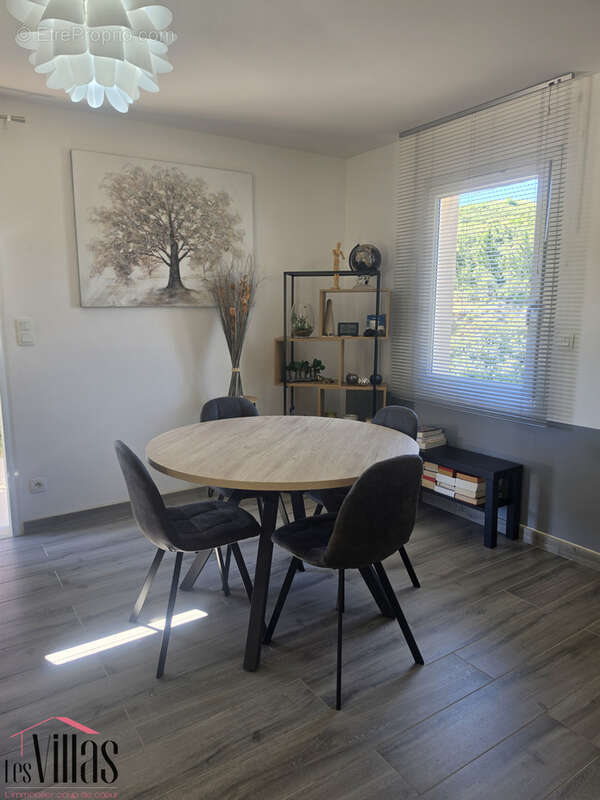 Maison à MONTREDON-DES-CORBIERES
