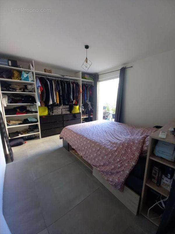 PUGET SUR ARGENS Appartement climatisé et rénové 2 terrasses 3 chambres 105 m2 - photo 8