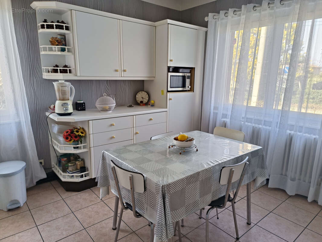 Maison à LE PEAGE-DE-ROUSSILLON