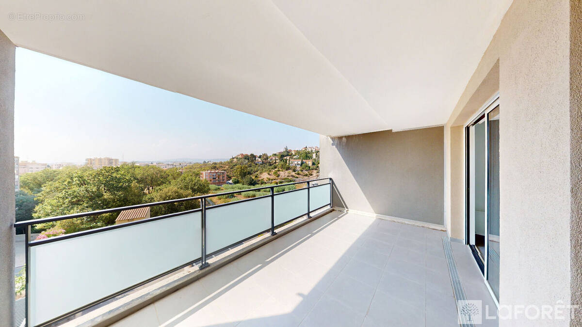 Appartement à SAINT-RAPHAEL