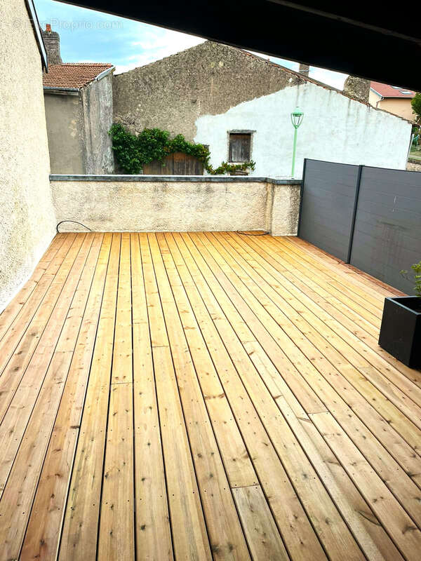 Maison à CHAUDENEY-SUR-MOSELLE