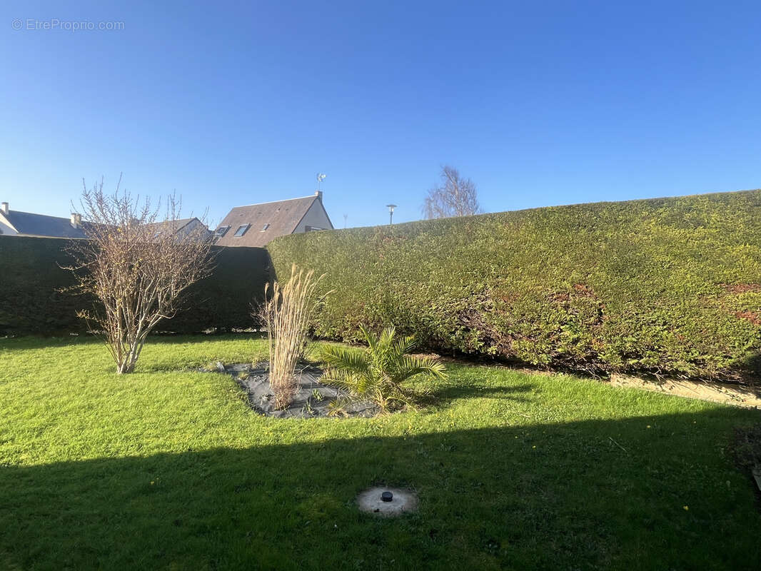 Maison à PORT-EN-BESSIN-HUPPAIN