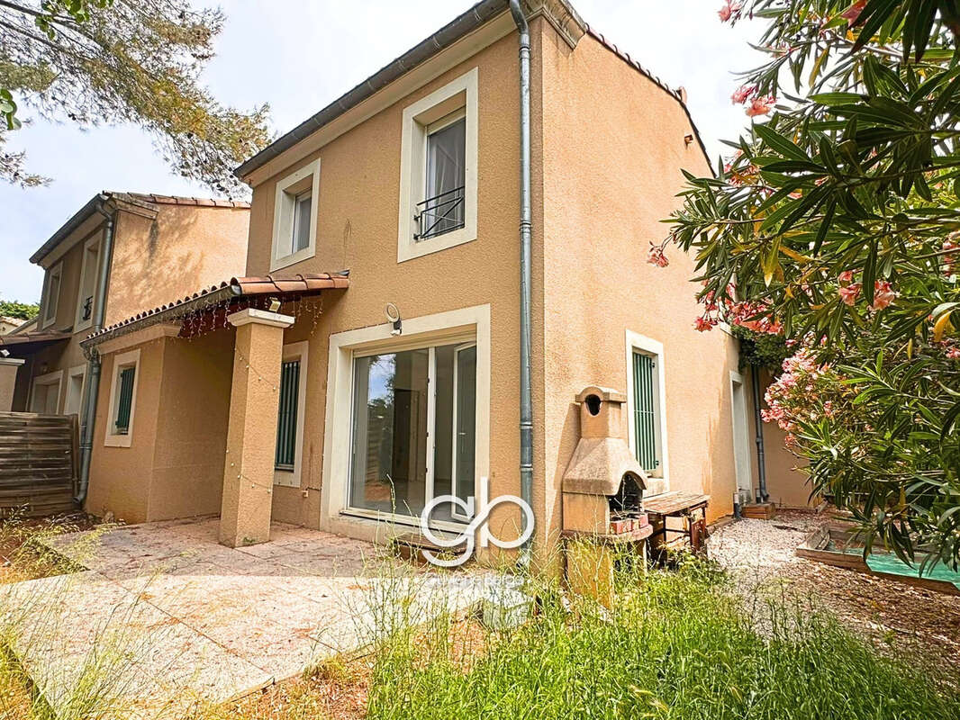 Maison familiale 5 pièces avec jardin et garage - montpellier croix d'argent - sabines - clinique saint-roch - photo 2