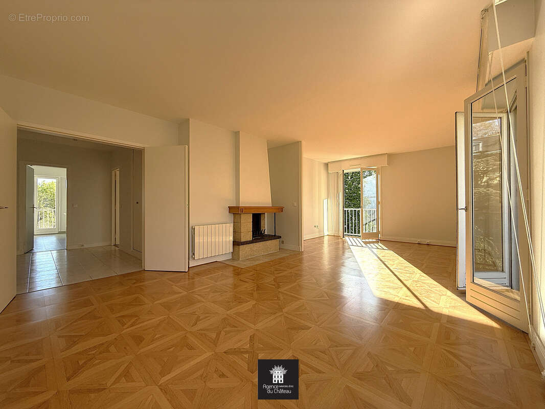 Appartement à VERSAILLES