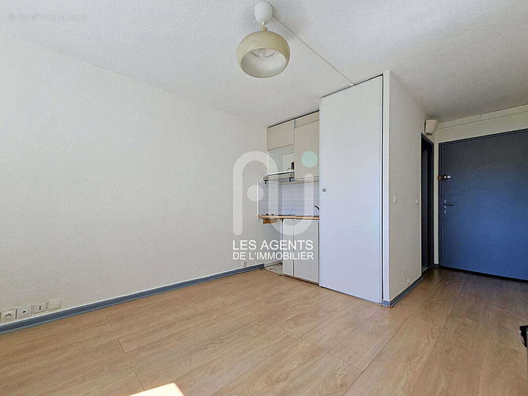 Appartement à SURESNES