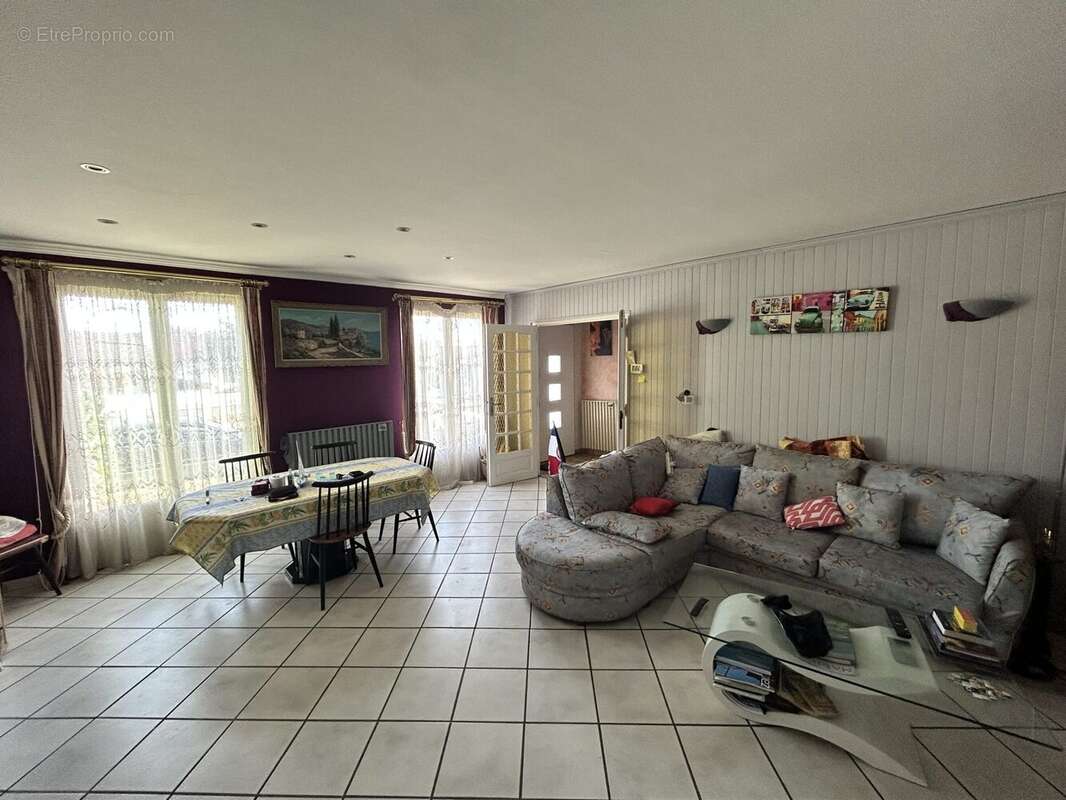 Maison à CARBON-BLANC