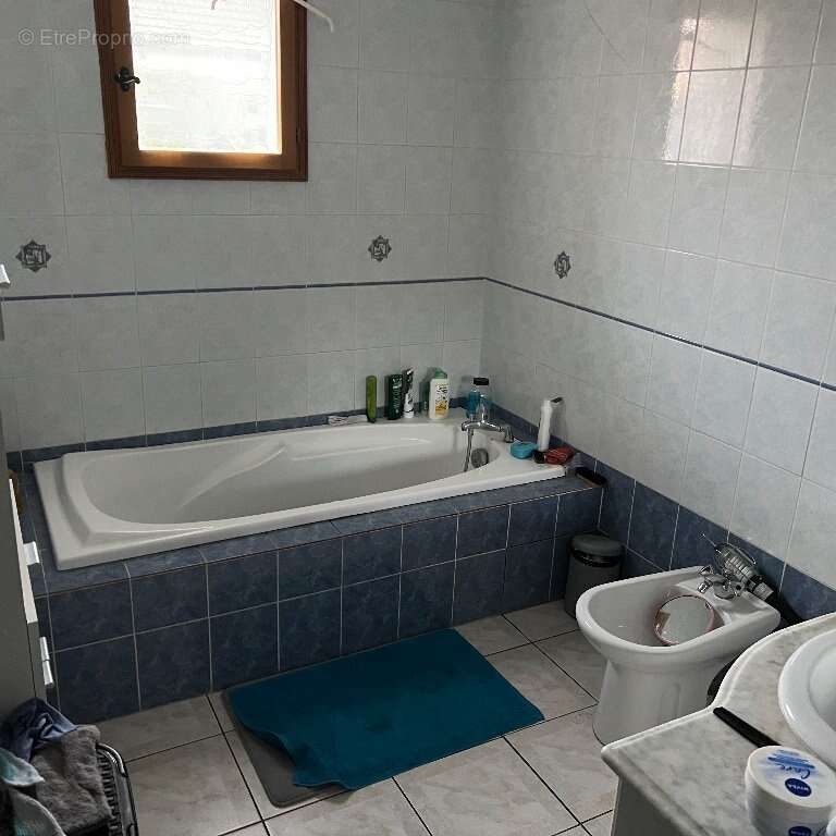 Maison à LADOIX-SERRIGNY