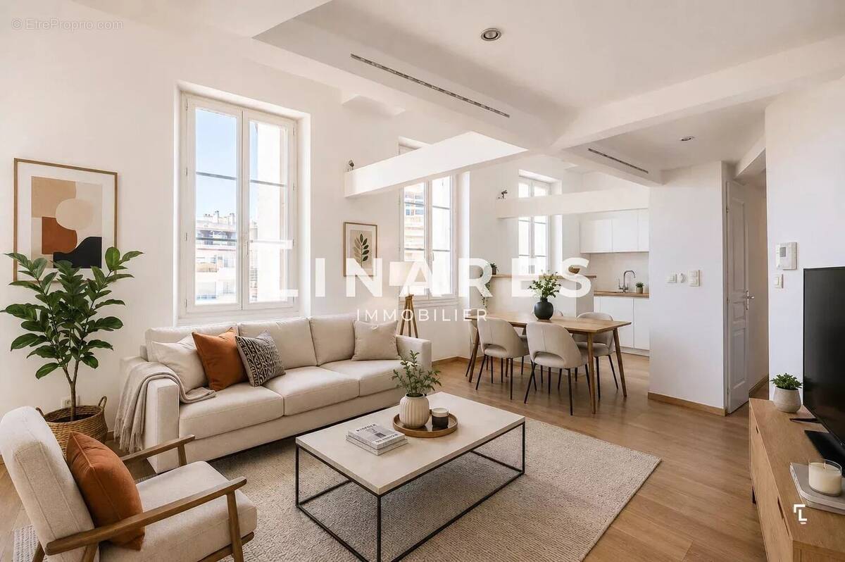 Appartement à MARSEILLE-2E