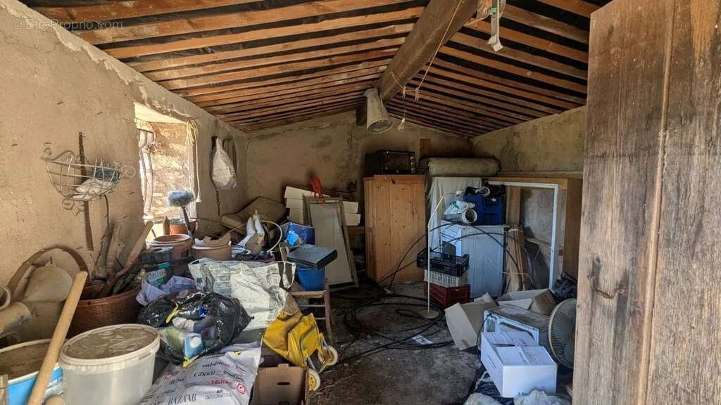COTIGNAC Maison ancienne sur 4.862m² - photo 22