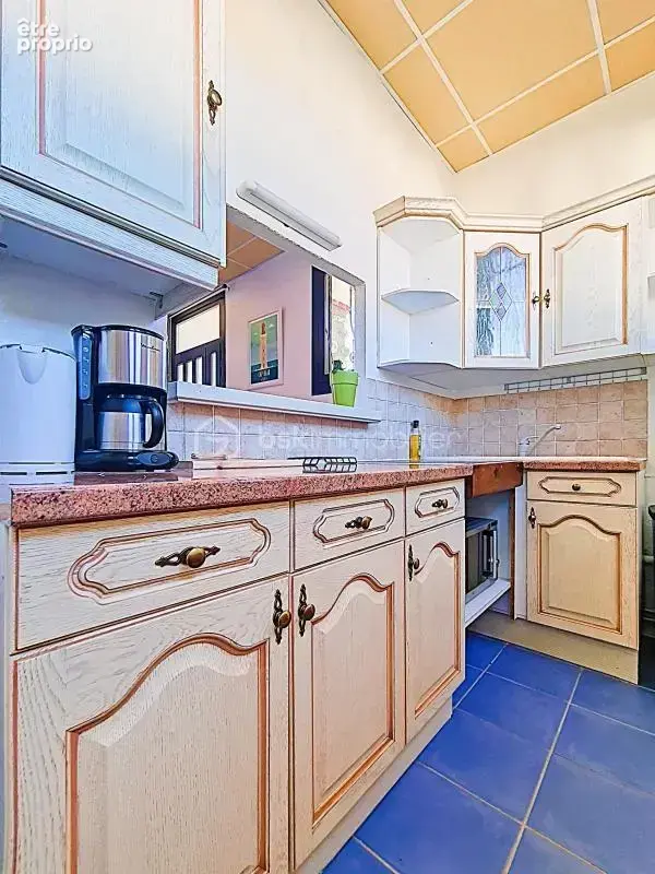 Maison 4 faces avec vue sur le Canigou – 1760 m² de terrain, piscine, garage, dépendance, panneaux solaires - photo 13