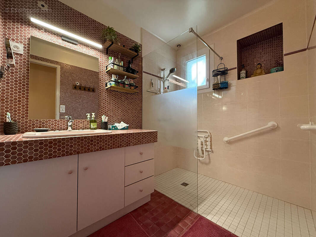 Maison à LONS-LE-SAUNIER