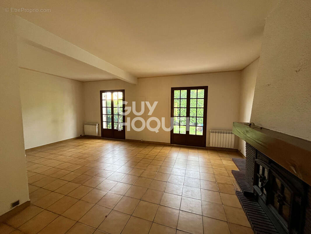 Maison à MILLY-LA-FORET