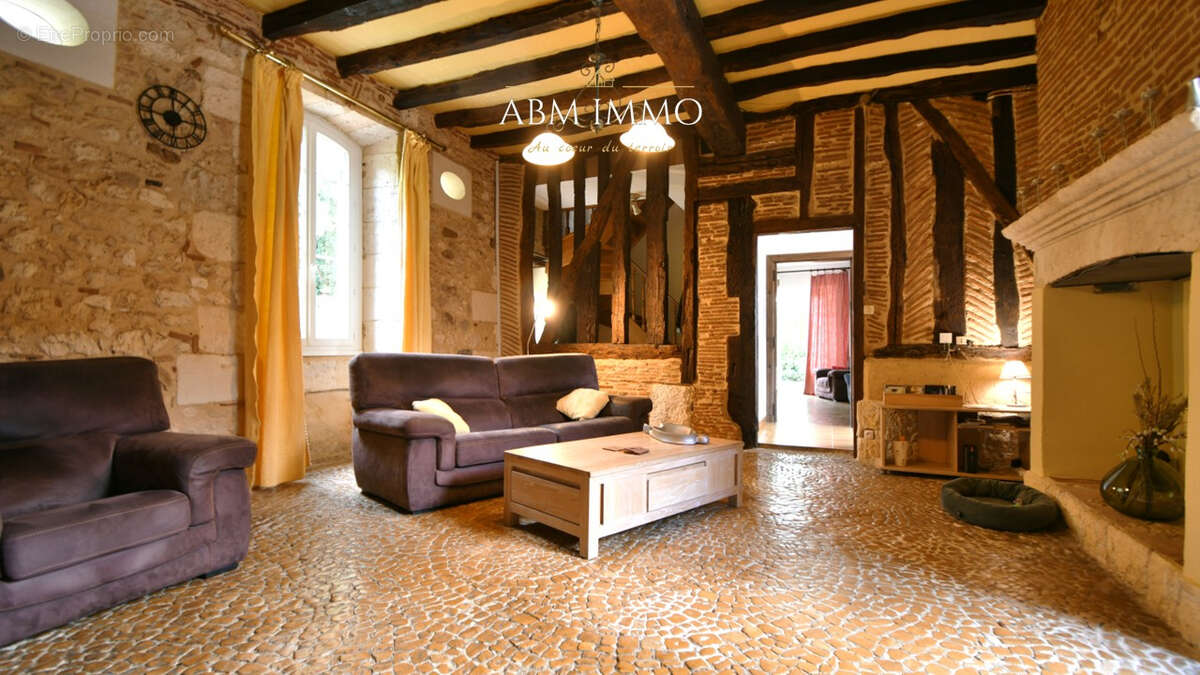 Maison à LEMBRAS