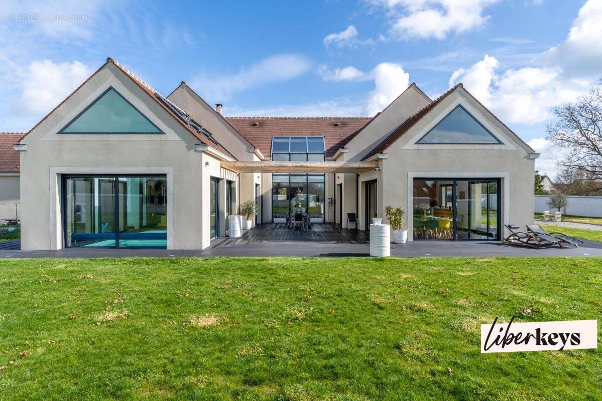 Maison à SAINT-LAURENT-LA-GATINE