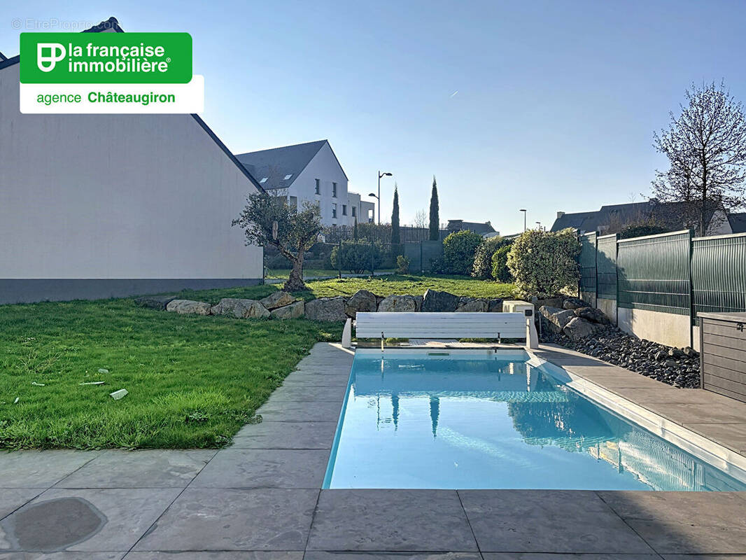 Maison à CHATEAUGIRON