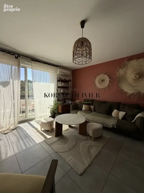 Magnifique t3 en dernier étage avec terrasse, box  et 1 parking privé - photo 13