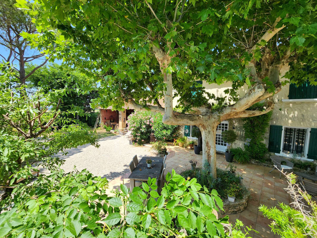 Maison à VACQUEYRAS