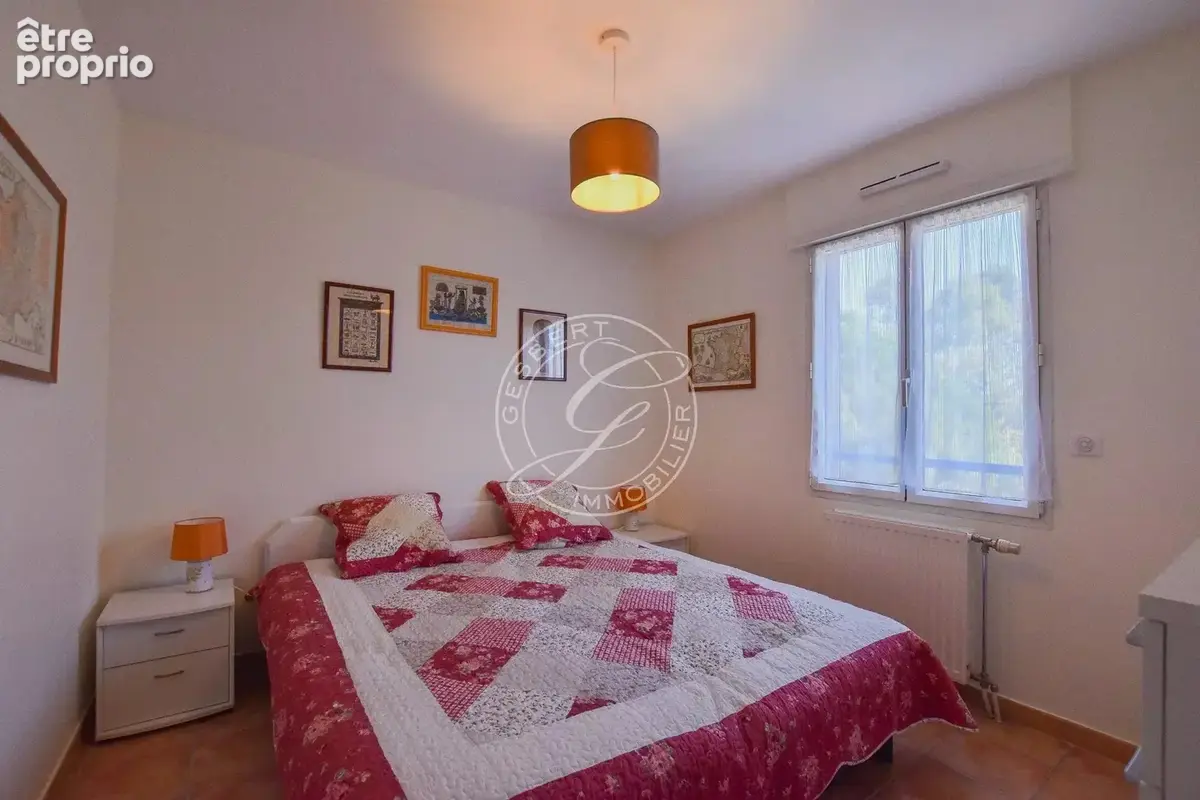 DRAGUIGNAN – Appartement T5 de 123 m² habitables avec véranda, ascenseur et parking privatif - photo 14