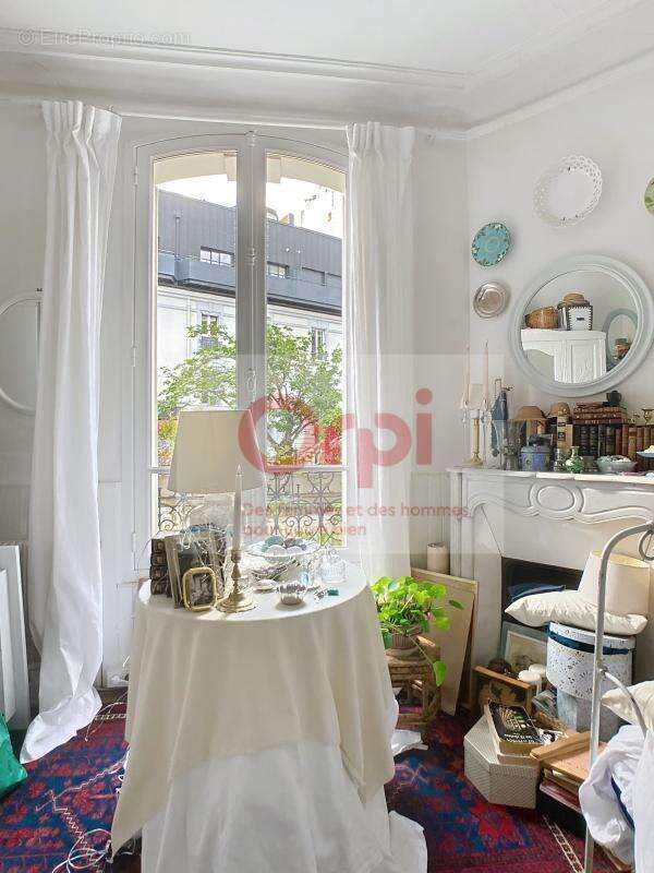 Maison à ISSY-LES-MOULINEAUX