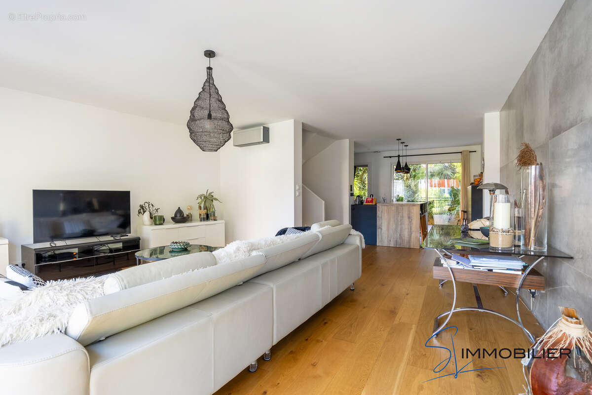 Maison à MARSEILLE-6E