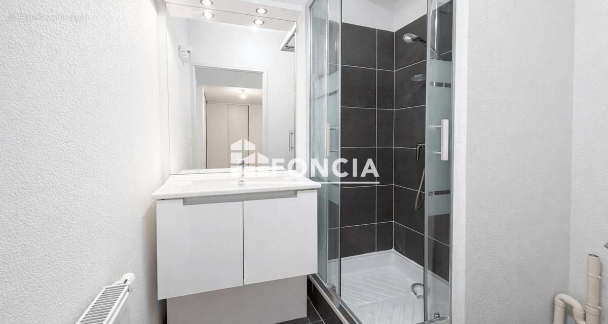 Appartement à JUVIGNAC