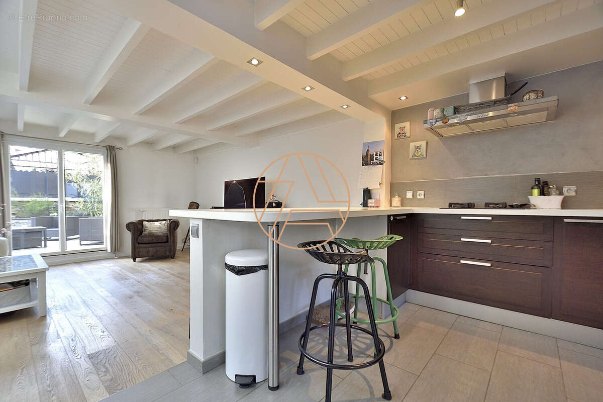 Maison à SAINT-MAUR-DES-FOSSES