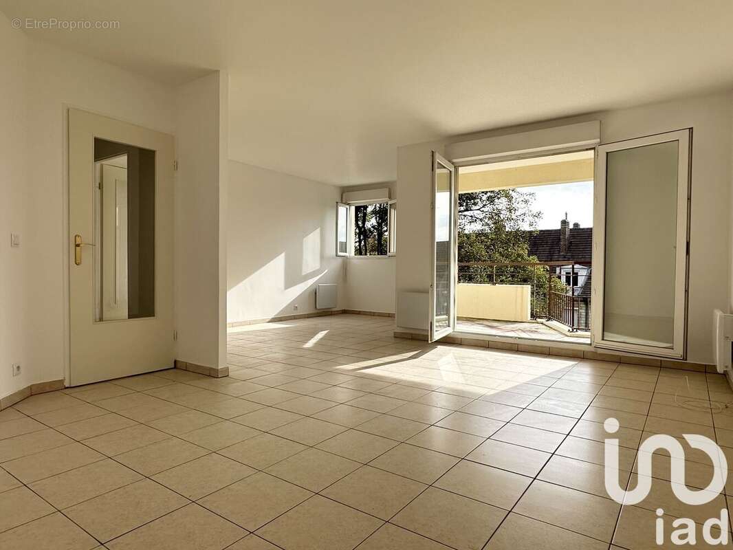 Photo 2 - Appartement à SAINT-OUEN-L&#039;AUMONE