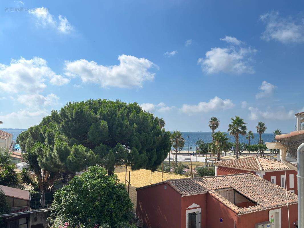 Appartement à MEZE