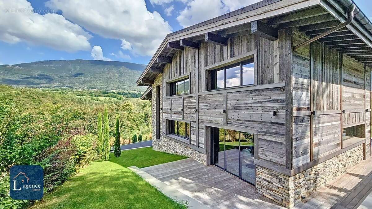 Maison à CHATILLON-EN-MICHAILLE