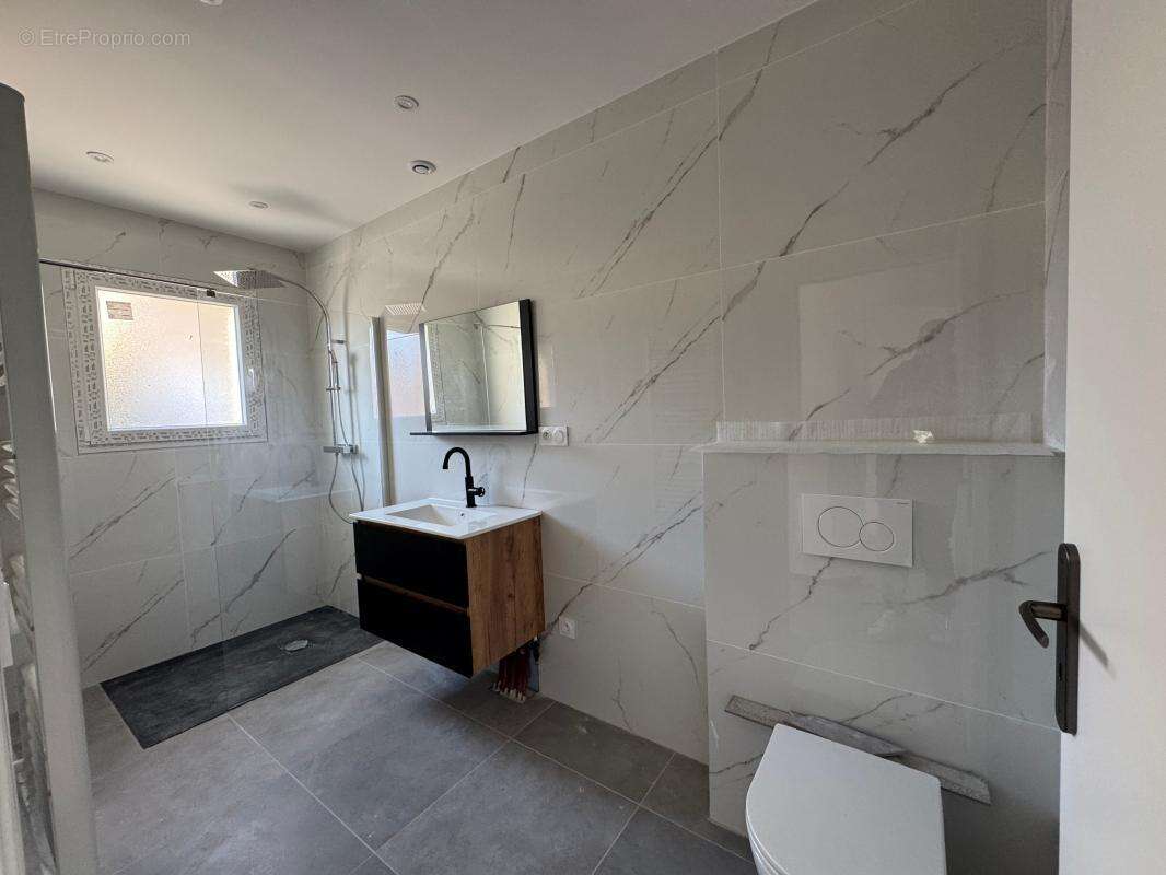 Maison à CHARVIEU-CHAVAGNEUX