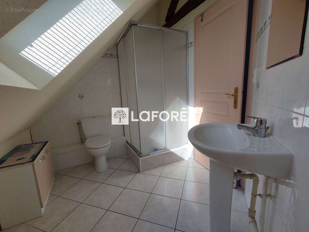 Maison Anjoutey 8 pièce(s)  186m2 loi carrez, - photo 9