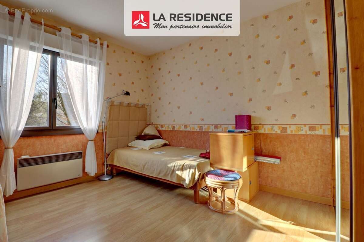 Maison à NEUVILLE-SUR-OISE