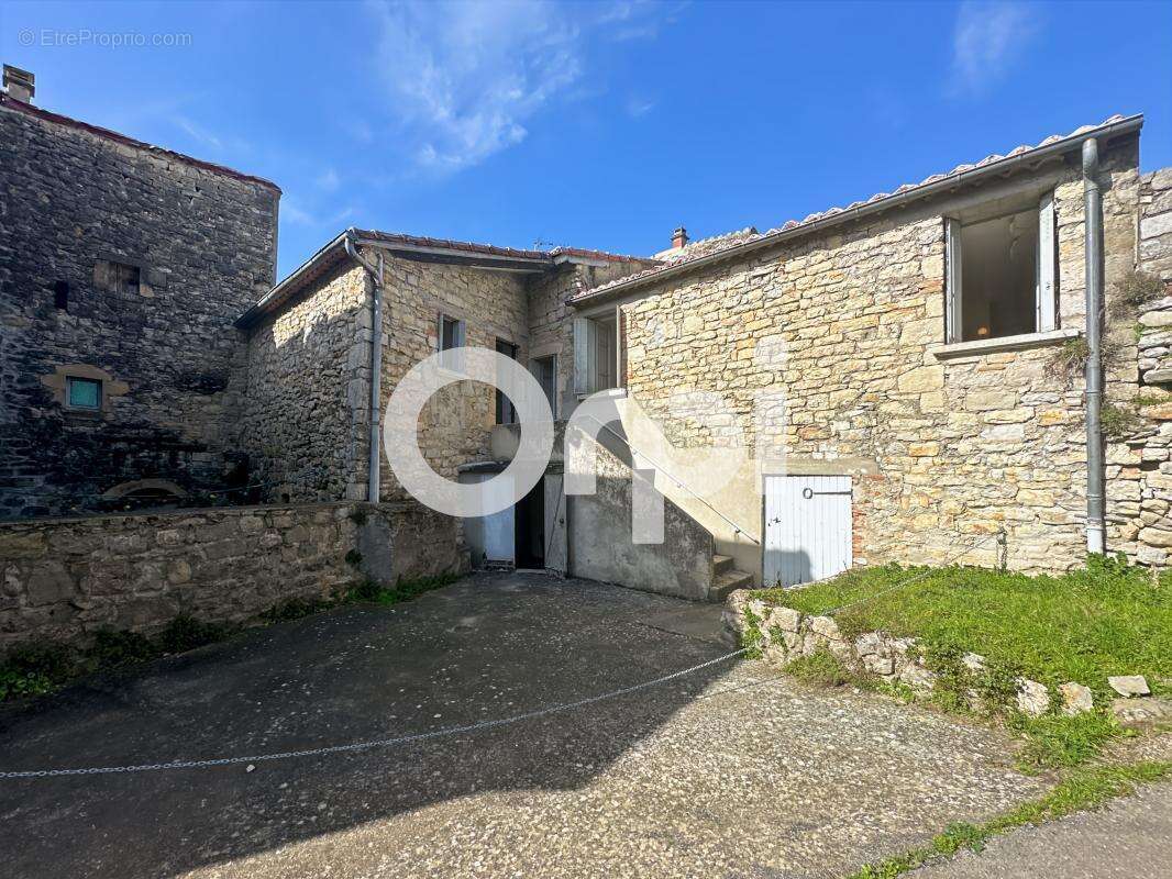 Maison à BEAULIEU