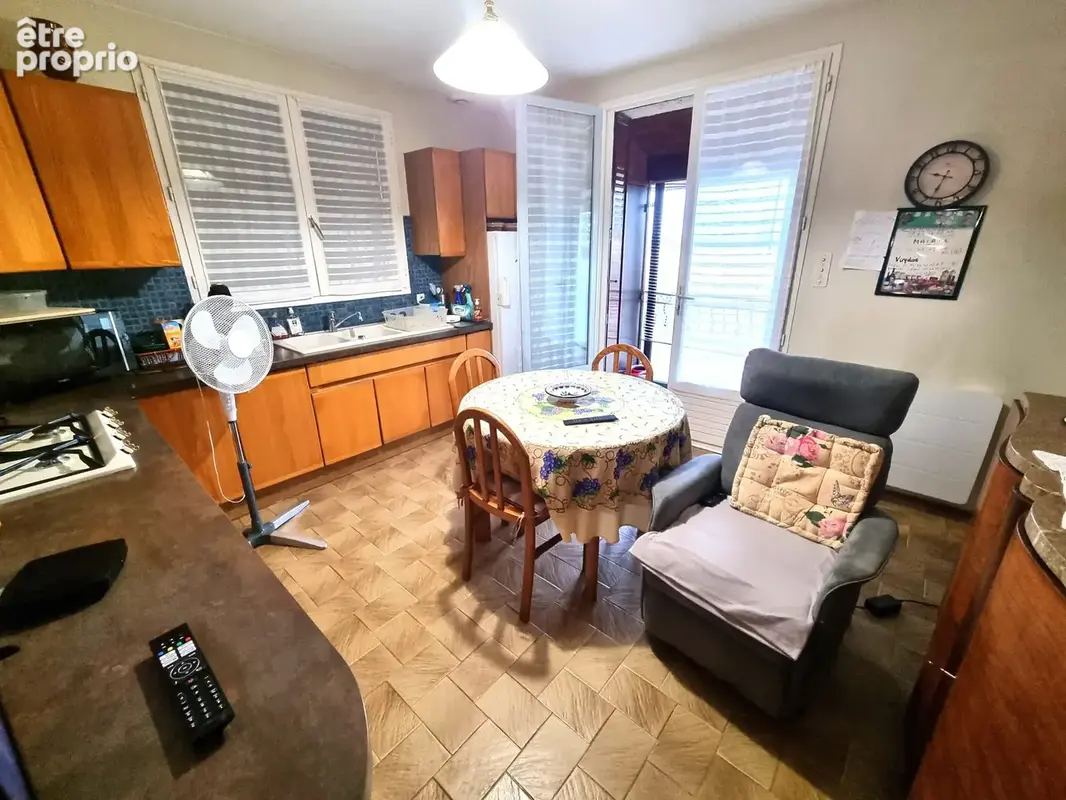 Maison 9 pièces 250 m² à vendre à Frouzins (31270) - photo 5