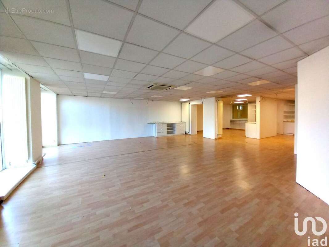 Photo 2 - Commerce à STIRING-WENDEL