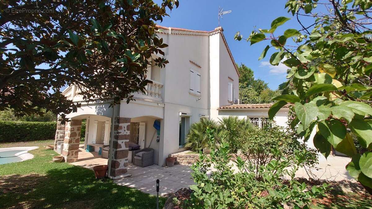 Maison 173 m² à Frejus  - photo 6