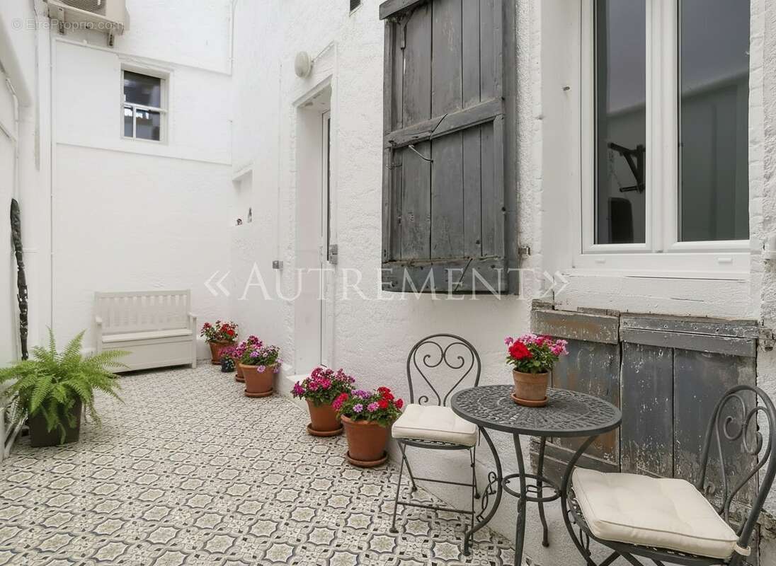 Maison à RABASTENS