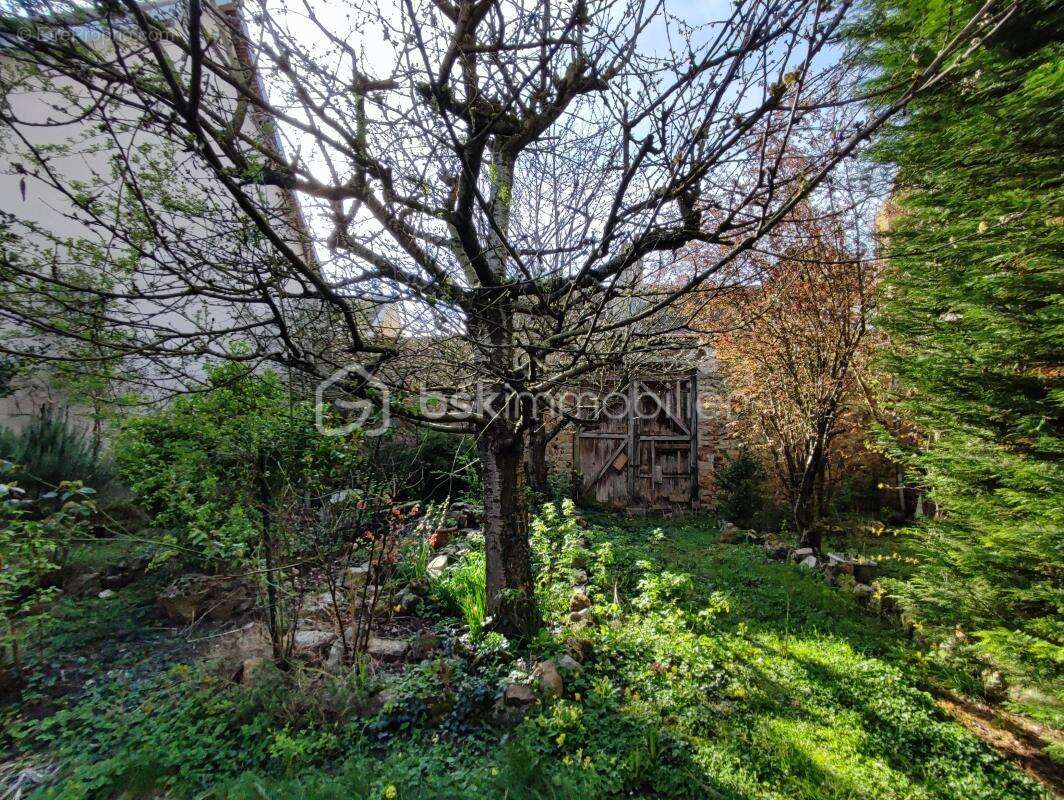 Maison à VILLENEUVE-L'ARCHEVEQUE