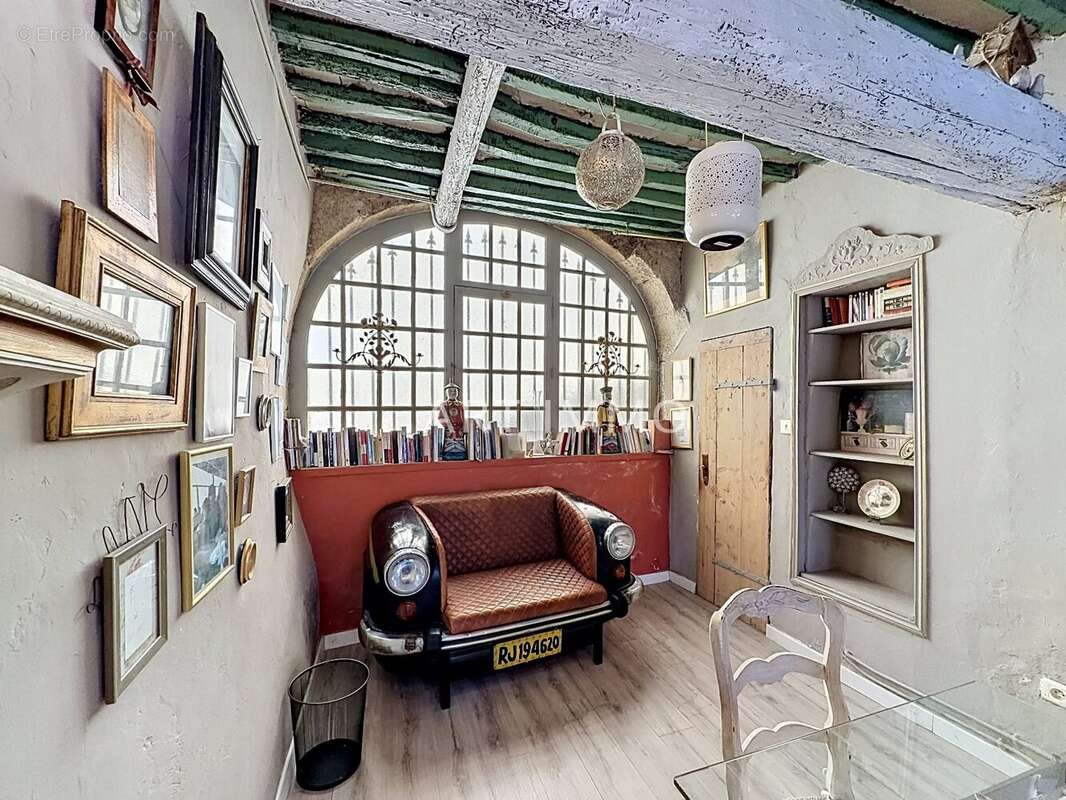Maison à ROBION