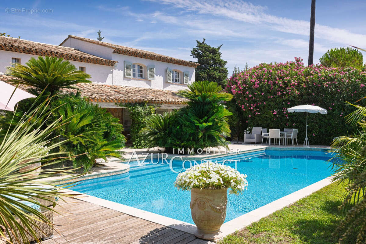 Maison 214 m² à Mougins  - photo 4