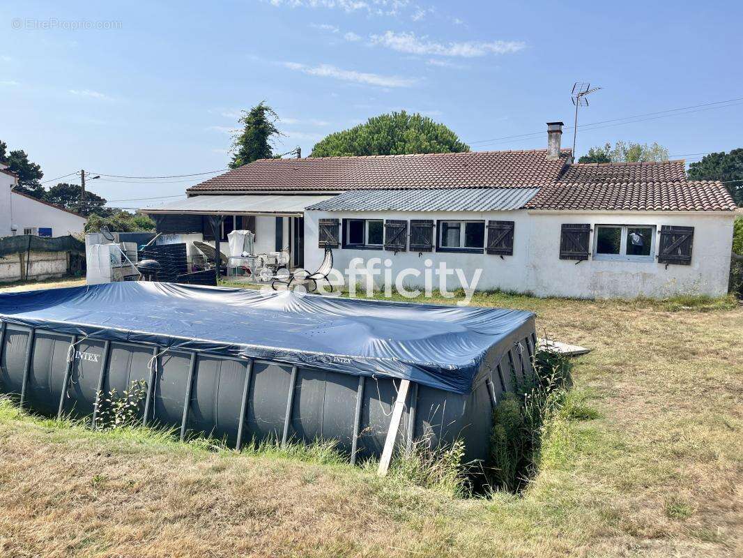 Maison à SAINT-MICHEL-CHEF-CHEF
