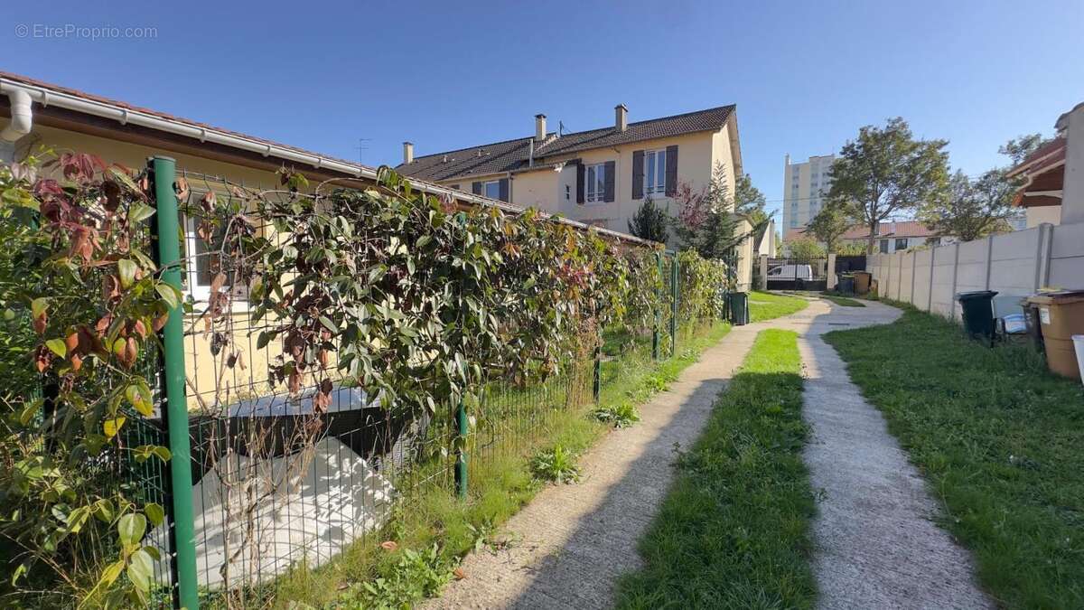 Maison à NEUILLY-PLAISANCE