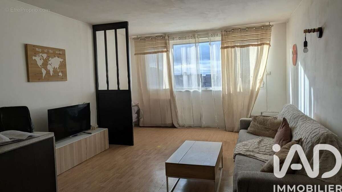 Photo 2 - Appartement à PONTAULT-COMBAULT