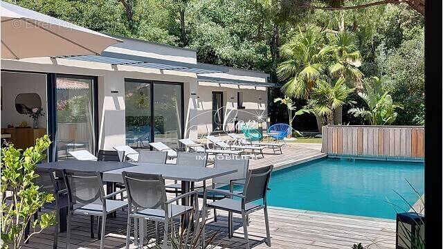 Maison à LE LAVANDOU