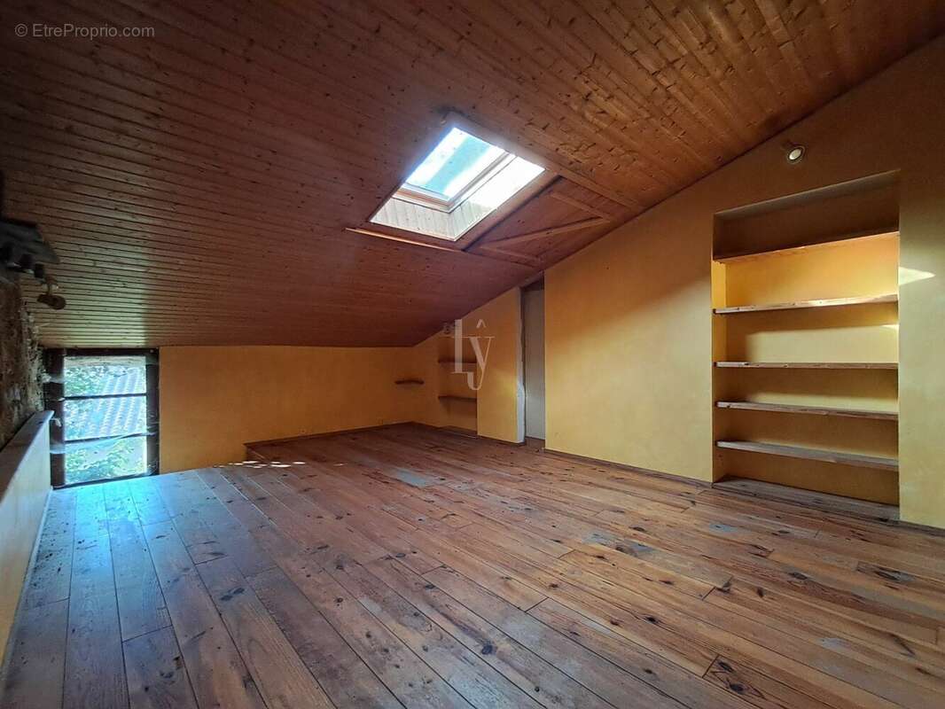 Maison à ORADOUR-SAINT-GENEST