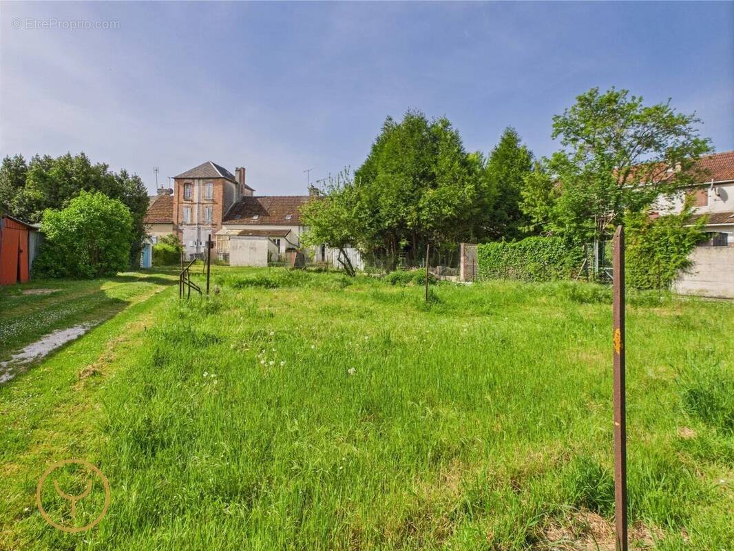 Maison à PLANCY-L&#039;ABBAYE