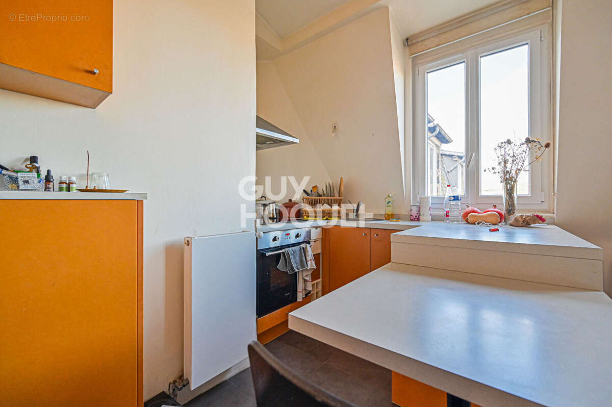 Appartement à PARIS-12E