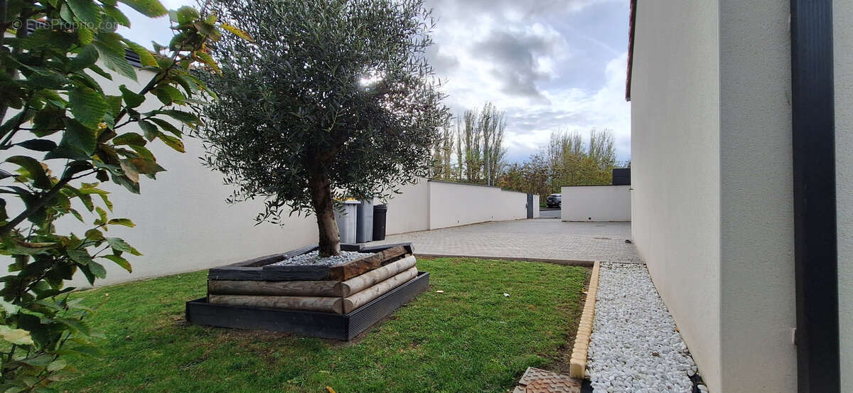 Maison à CLERMONT-FERRAND